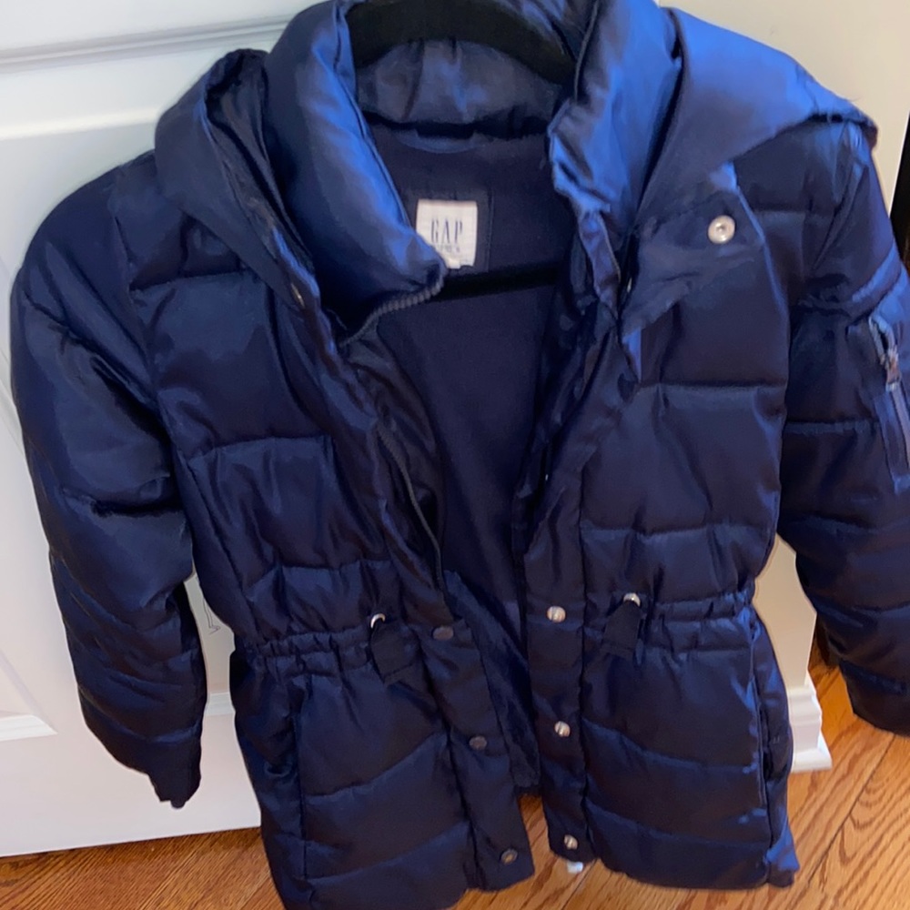 GAP Big girls puffer coat.